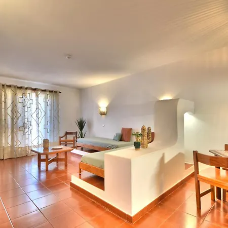 דירה Beguest Oura Vilanova